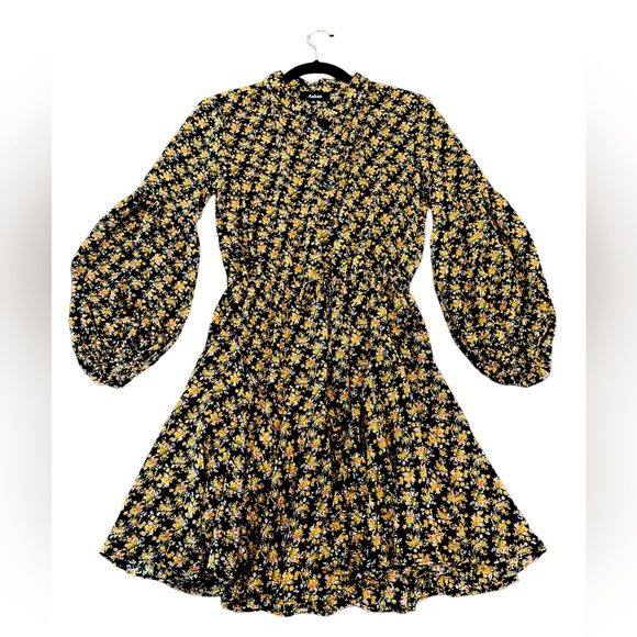 Boho style floral/ flowy dress ! - Picture 1 of 3